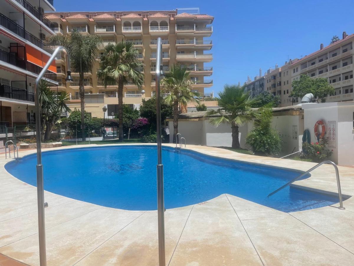 Apartamento Piso A Estrenar Junto A La Playa Fuengirola Exterior foto